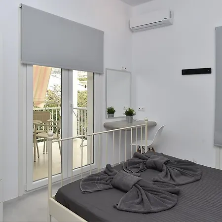 דירה The Local House *